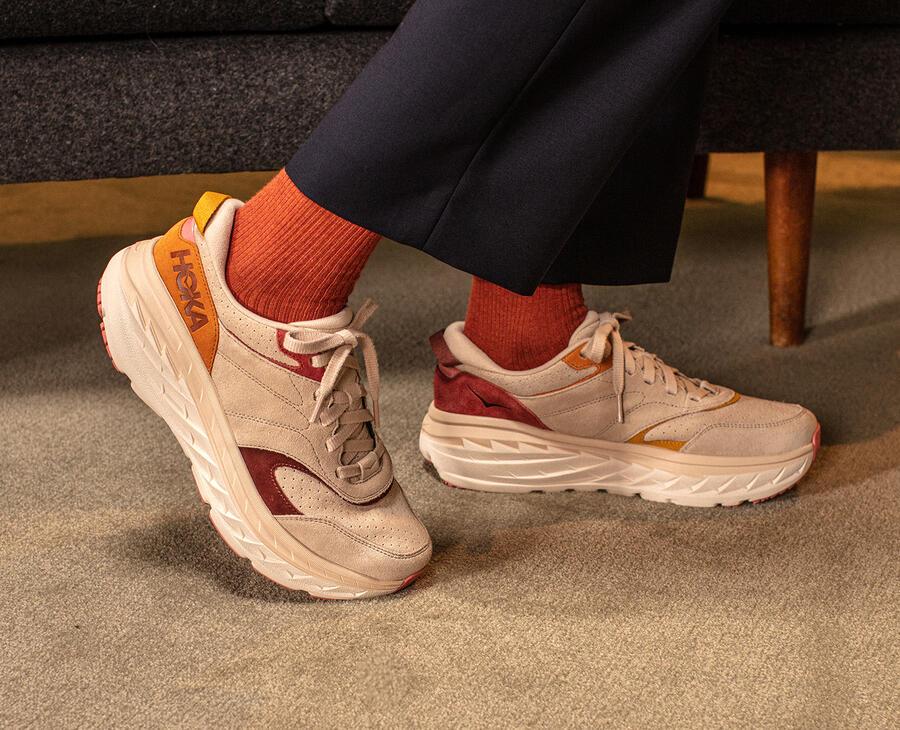 All Gender Hoka Bondi L Suede