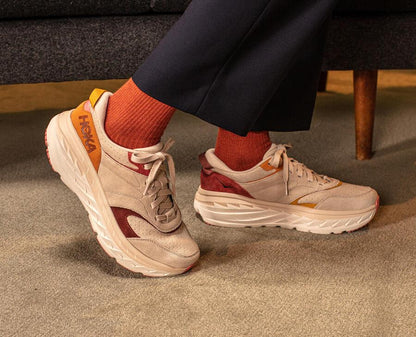 All Gender Hoka Bondi L Suede